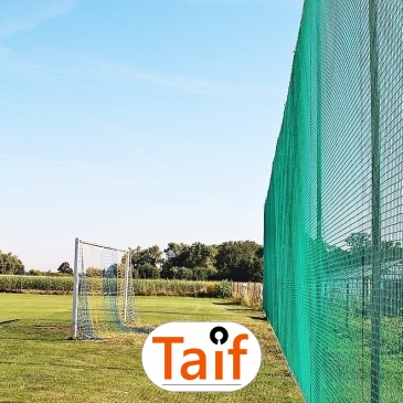 Piłkochwyt 4m wysokości   Siatka oczko 10x10cm   Grubość siatki 4mm