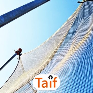 Piłkochwyt 4m wysokości   Siatka oczko 4,5x4,5cm   Grubość siatki 3mm