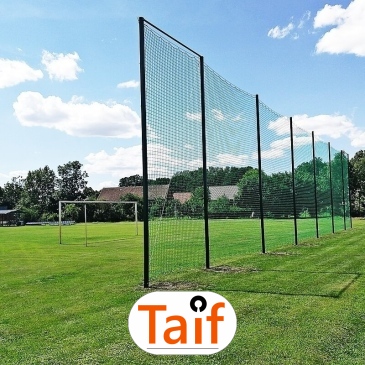 Piłkochwyt 4m wysokości   Siatka oczko 4,5x4,5cm   Grubość siatki 4mm