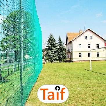 Piłkochwyt 4m wysokości   Siatka oczko 6x6cm   Grubość siatki 4mm