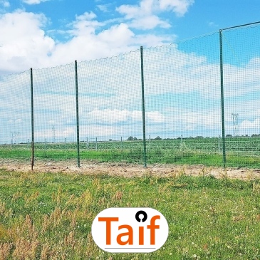 Piłkochwyt 5m wysokości   Siatka oczko 10x10cm   Grubość siatki 5mm