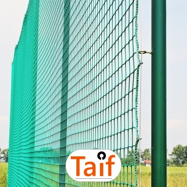 Piłkochwyt 5m wysokości   Siatka oczko 10x10cm   Grubość siatki 4mm