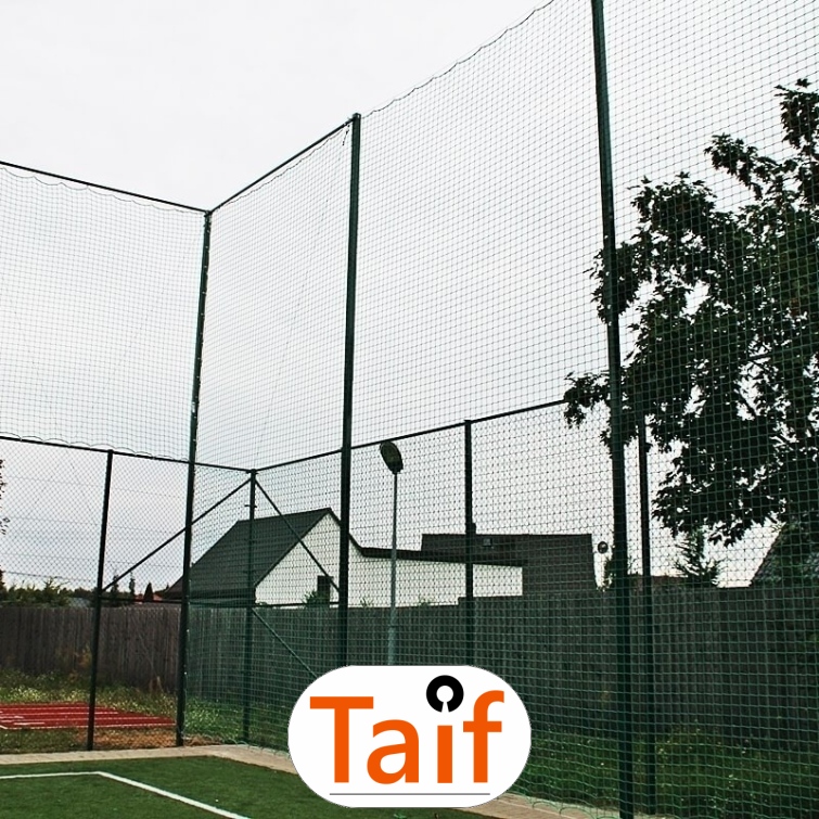 Piłkochwyt 6m wysokości   Siatka oczko 10x10cm   Grubość siatki 5mm