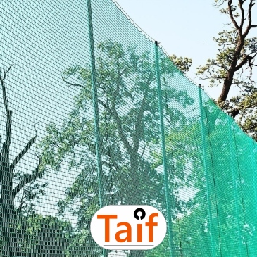 Piłkochwyt 6m wysokości   Siatka oczko 6x6cm   Grubość siatki 4mm