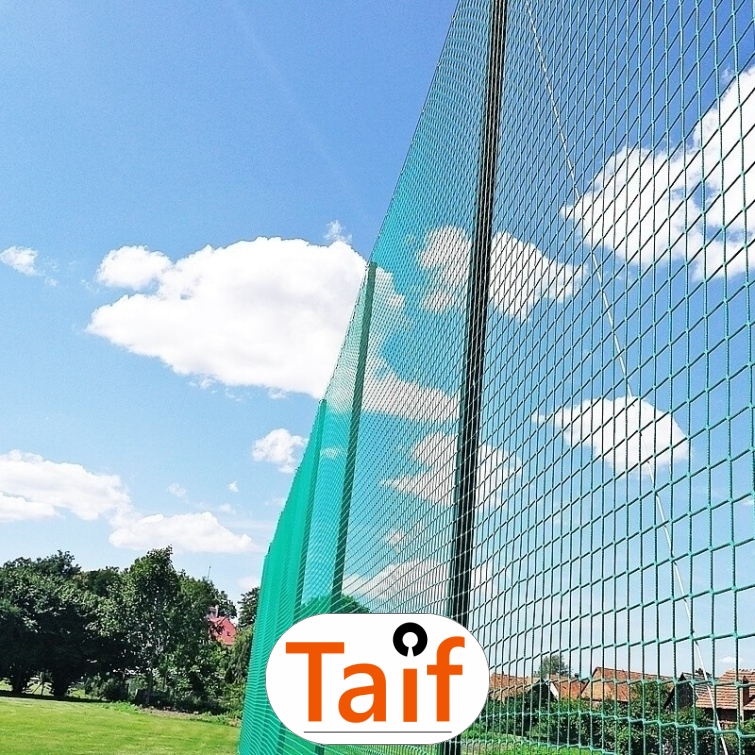 Piłkochwyt 4m wysokości   Siatka oczko 8x8cm   Grubość siatki 5mm