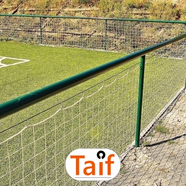 Piłkochwyt 4m wysokości   Siatka oczko 10x10cm   Grubość siatki 4mm