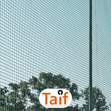 Piłkochwyt 4m wysokości   Siatka oczko 4,5x4,5cm   Grubość siatki 3mm