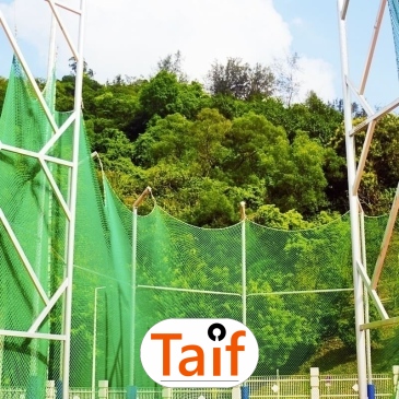 Piłkochwyt 4m wysokości   Siatka oczko 4,5x4,5cm   Grubość siatki 3mm