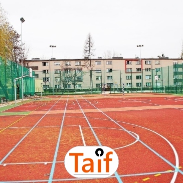 Piłkochwyt 5m wysokości   Siatka oczko 6x6cm   Grubość siatki 4mm