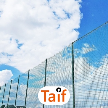 Piłkochwyt 5m wysokości   Siatka oczko 10x10cm   Grubość siatki 5mm