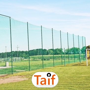 Piłkochwyt 5m wysokości   Siatka oczko 10x10cm   Grubość siatki 4mm